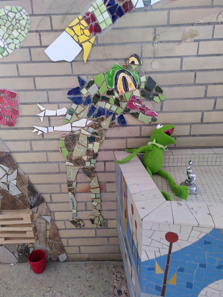 grundschule hb-frosch-mosaik-swantje crone.2021